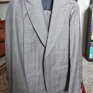 NEW Spier and Mackay Suit Light Brown Check - Three Piece Suit - Peak Lapel 36R